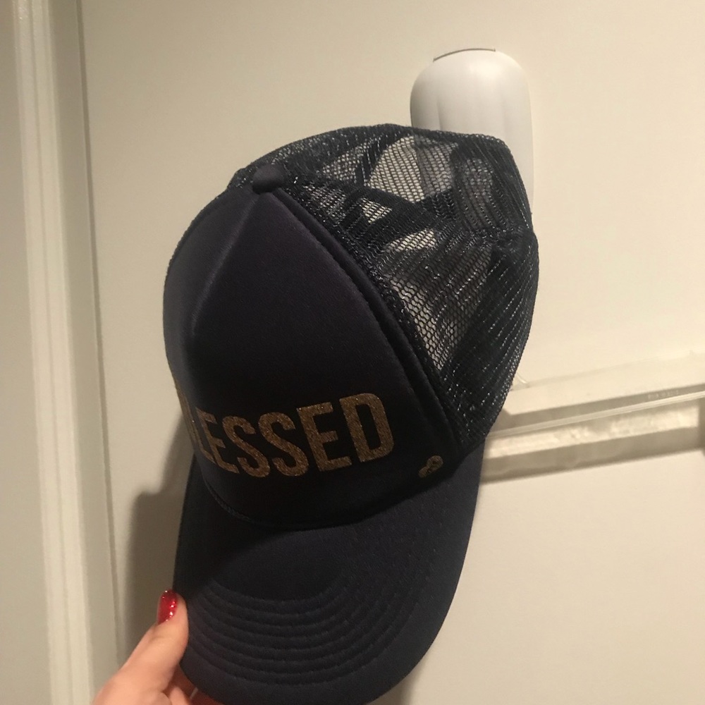 Blessed cap - Picture 2 of 3